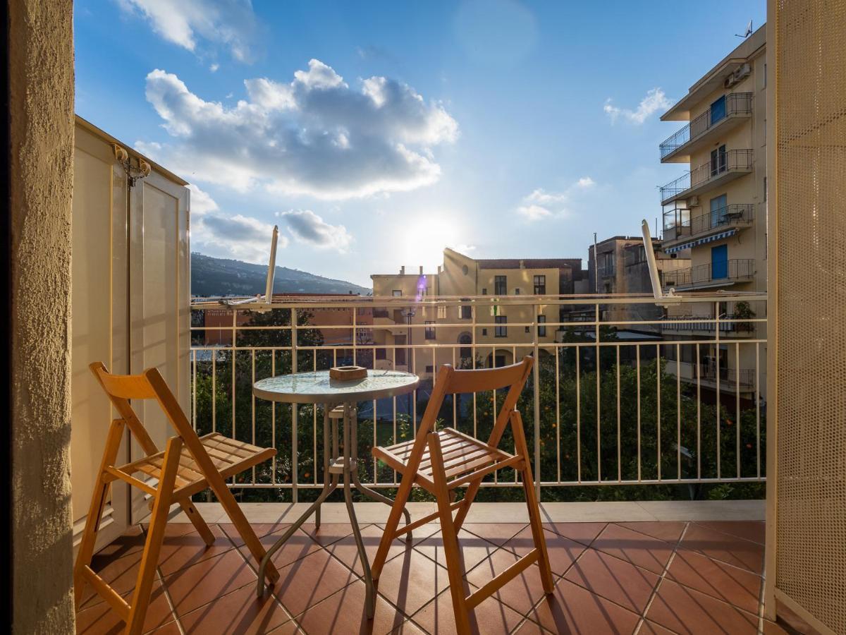 Amore&Psiche - De Vivo Realty Сорренто Екстер'єр фото