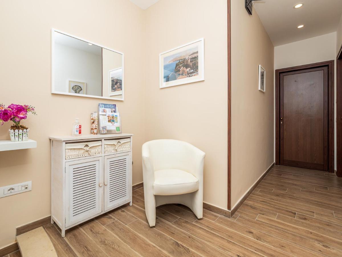 Amore&Psiche - De Vivo Realty Сорренто Екстер'єр фото